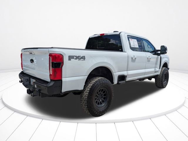 Used 2025 Ford F250 Lariat w/ Black Appearance Package AWD/4WD image 4