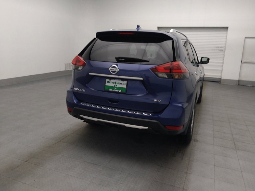 Used 2018 Nissan Rogue SV FWD image 7