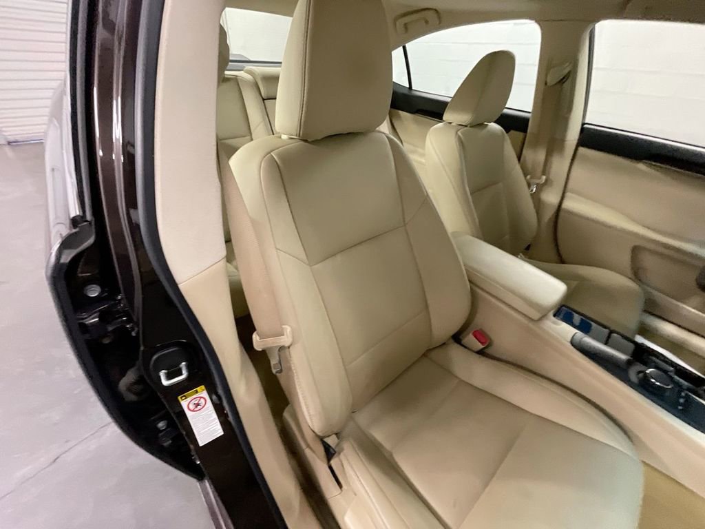 Used 2013 Lexus ES 350 image 27