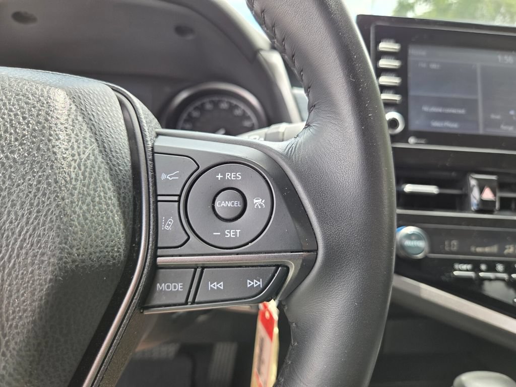 Used 2024 Toyota Camry SE FWD image 23