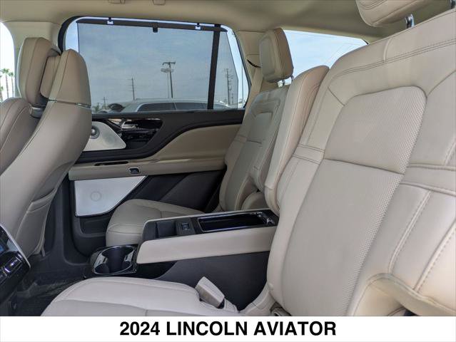 Used 2024 Lincoln Aviator Reserve w/ Equipment Group 201A AWD/4WD image 22