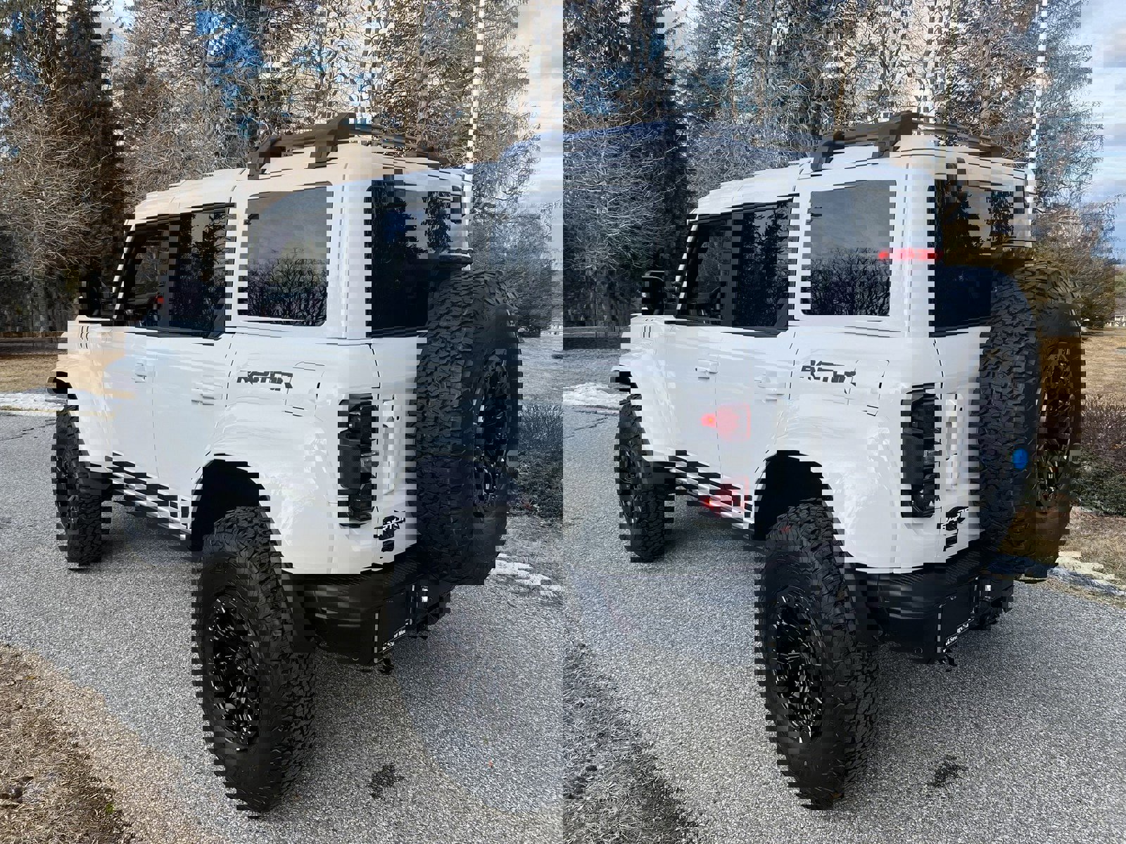 Used 2024 Ford Bronco Raptor w/ Interior Carbon Fiber Pack 6 image 8