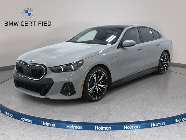 Certified 2025 BMW 550e xDrive w/ Premium Package