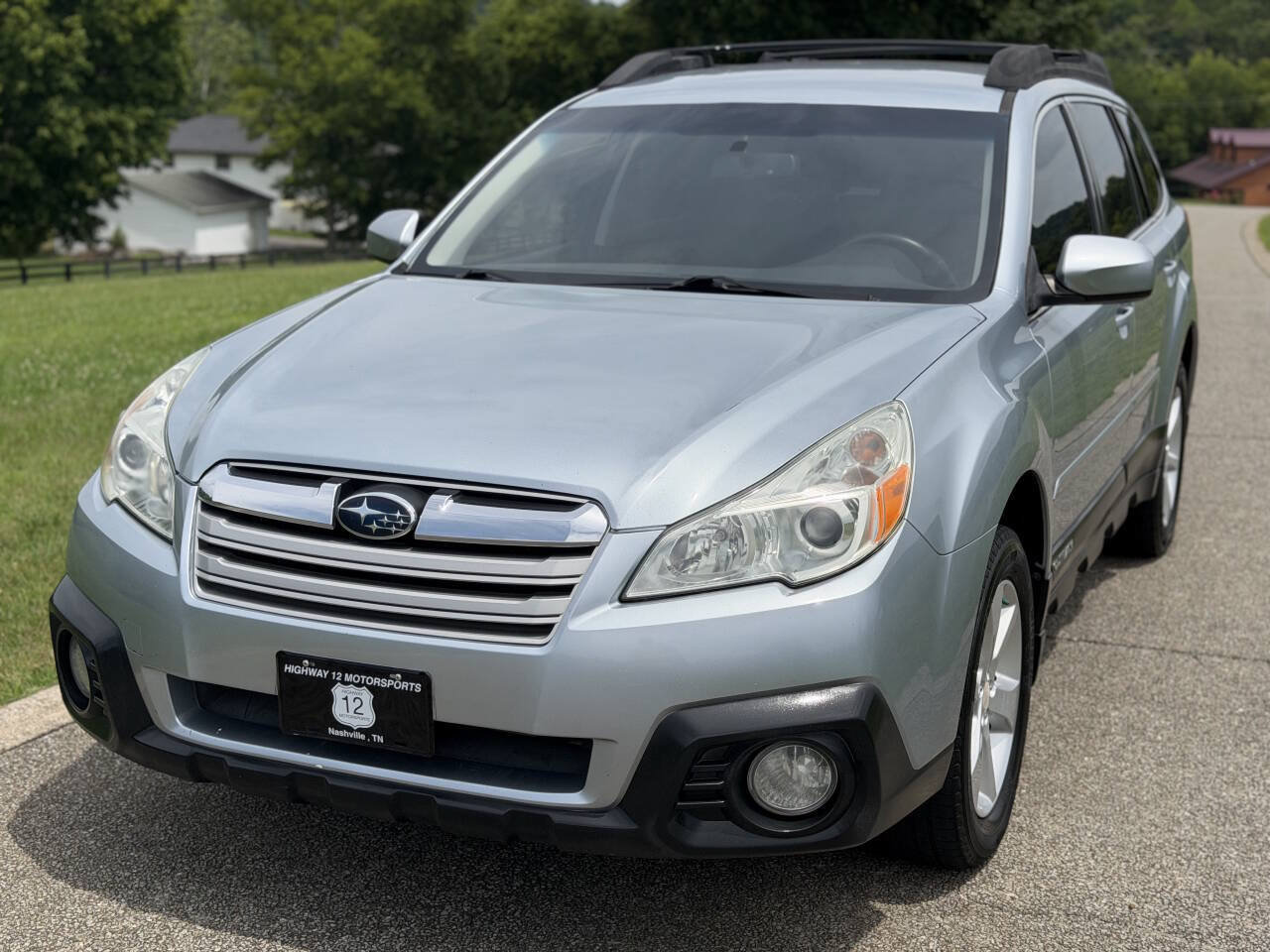 Used 2013 Subaru Outback 2.5i Premium w/ All-Weather Pkg AWD/4WD image 24