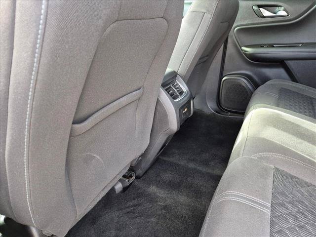 Used 2019 Chevrolet Blazer LT FWD image 17