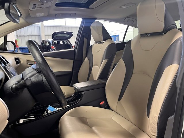 Used 2016 Toyota Prius Four image 22