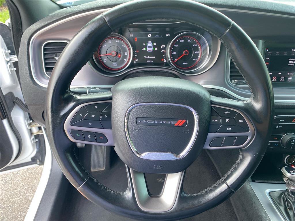 Used 2020 Dodge Charger SXT w/ Leather Interior Group RWD image 10