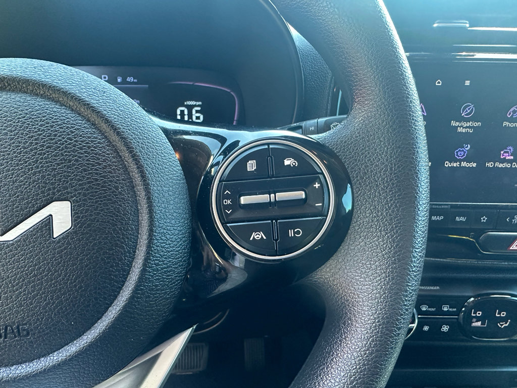 Used 2023 Kia Soul S FWD image 21