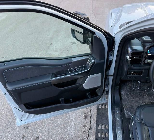 New 2026 Ford F250 Platinum w/ Tremor Off-Road Package image 13