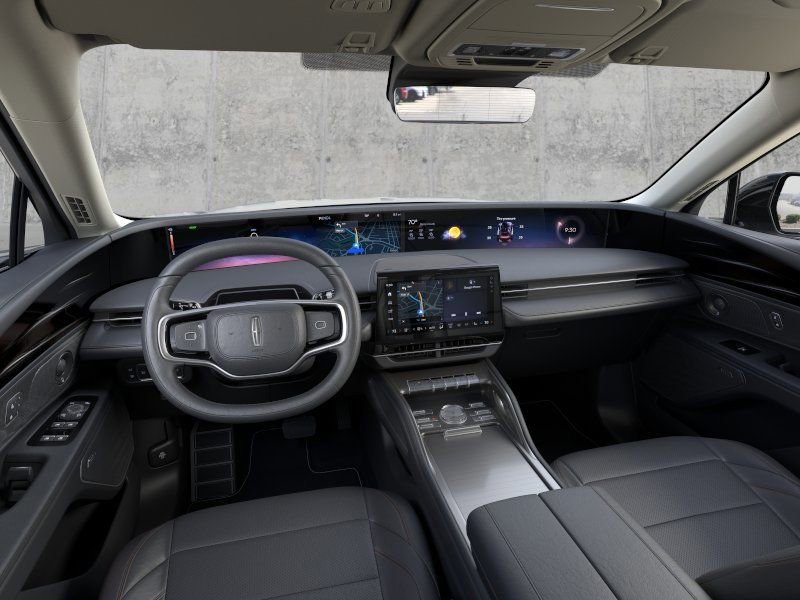 New 2026 Lincoln Nautilus Premier AWD/4WD image 9