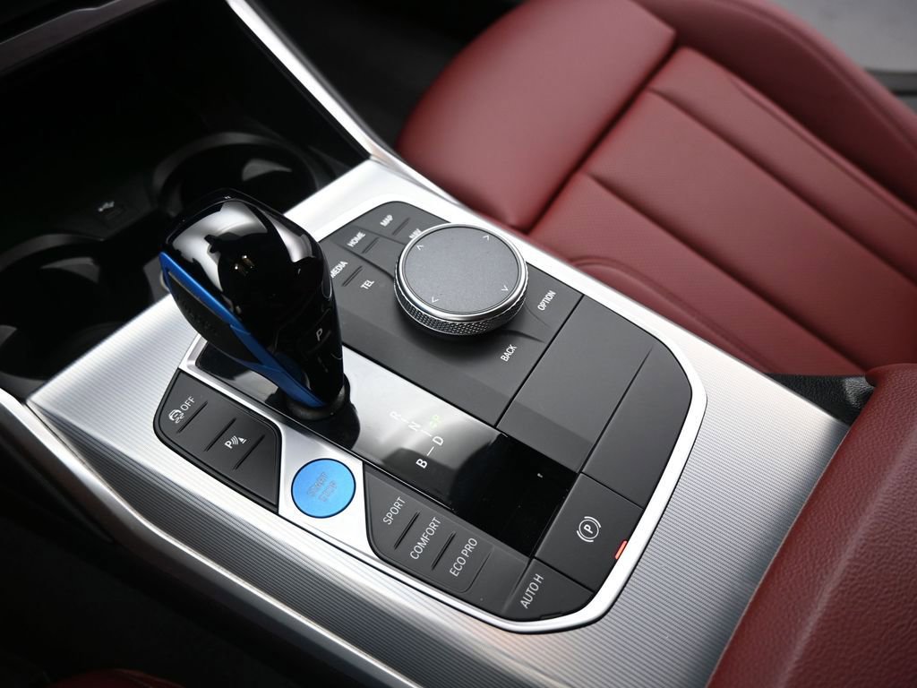Used 2022 BMW i4 eDrive40 w/ Premium Package image 16