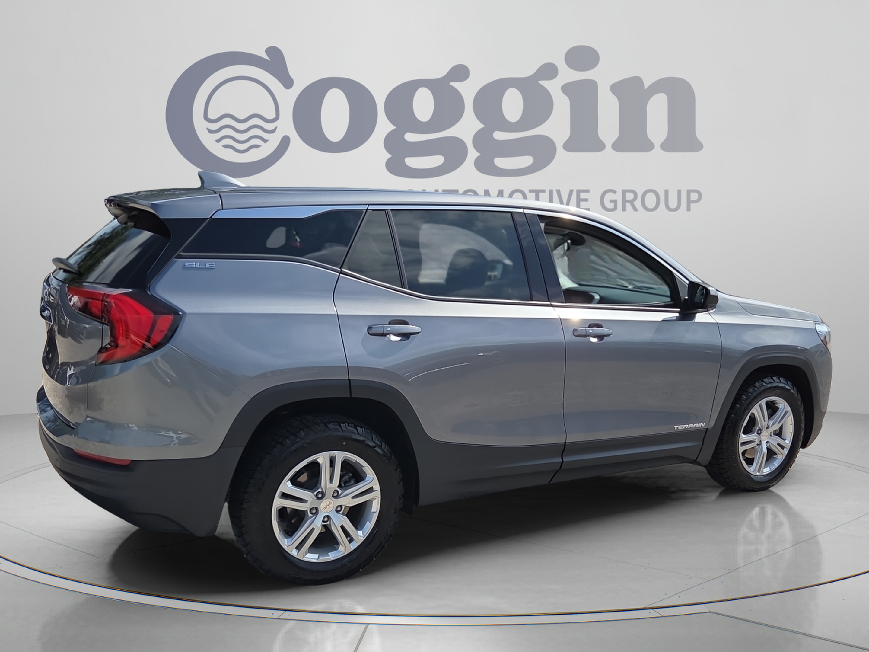 Used 2020 GMC Terrain SLE FWD image 5