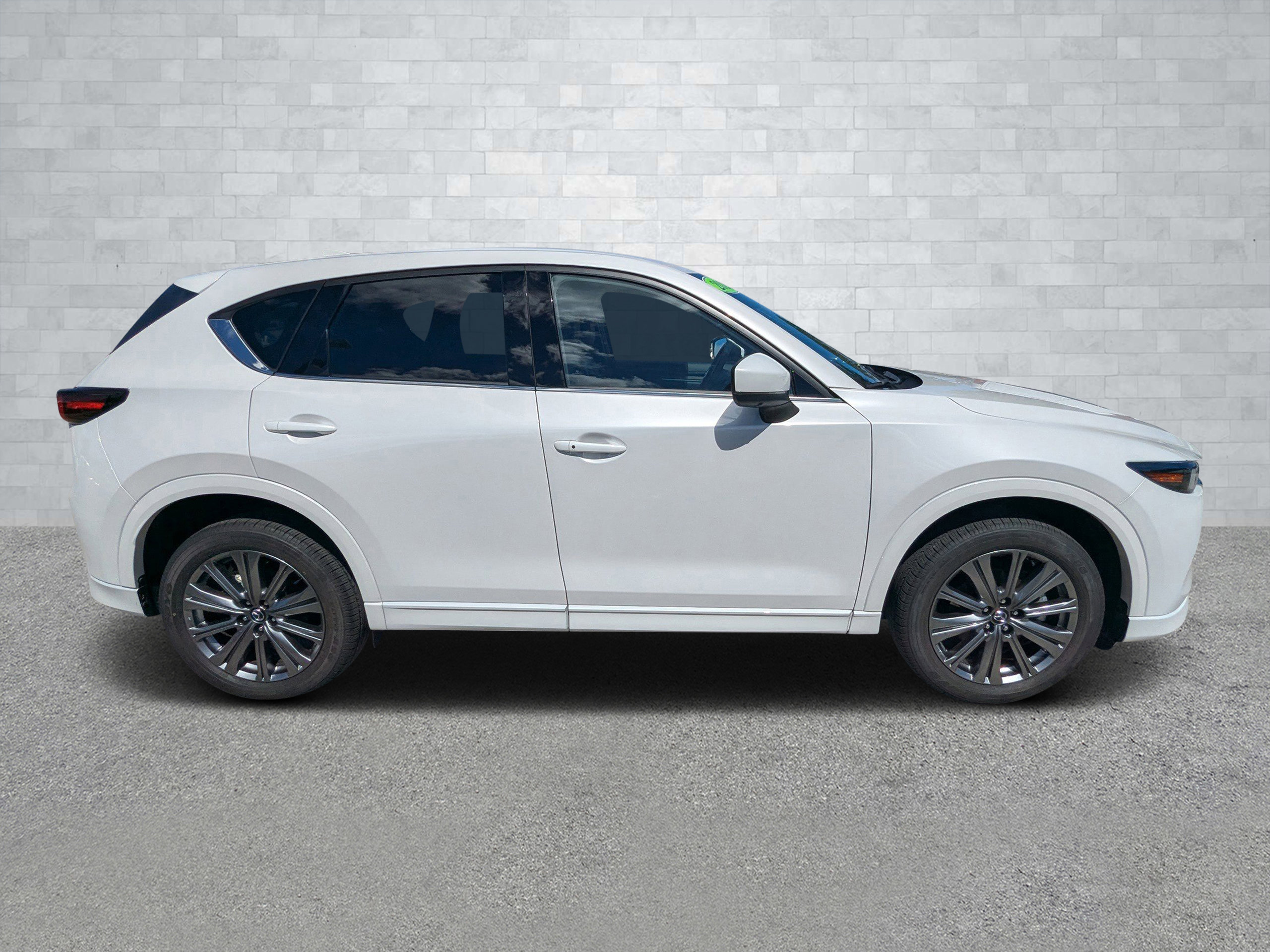 Used 2025 MAZDA CX-5 Signature image 4