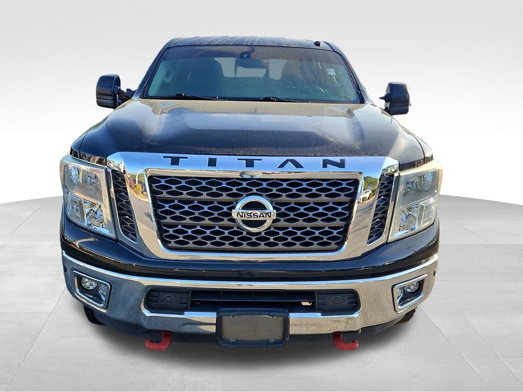 Used 2017 Nissan Titan SV image 2