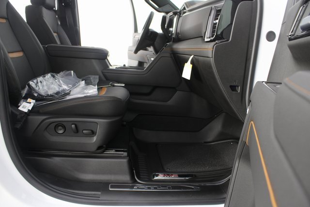 New 2026 GMC Sierra 2500 AT4 w/ AT4 Premium Plus Package image 27