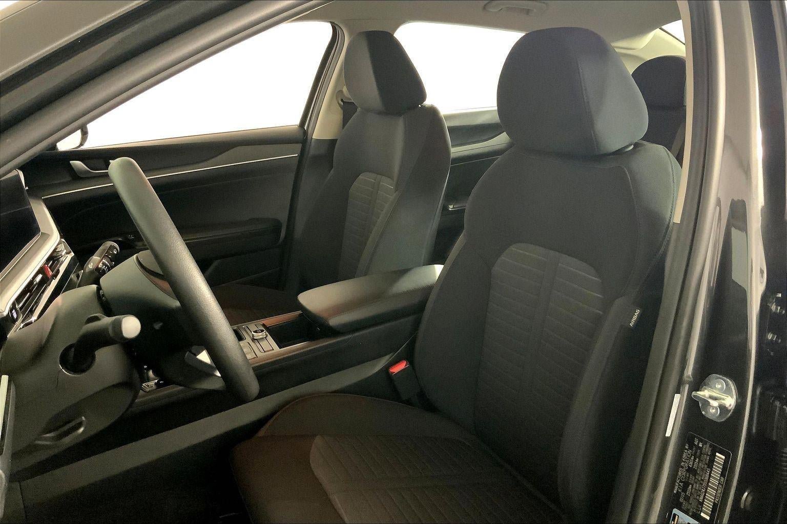 Certified 2025 Kia K5 LXS FWD image 22