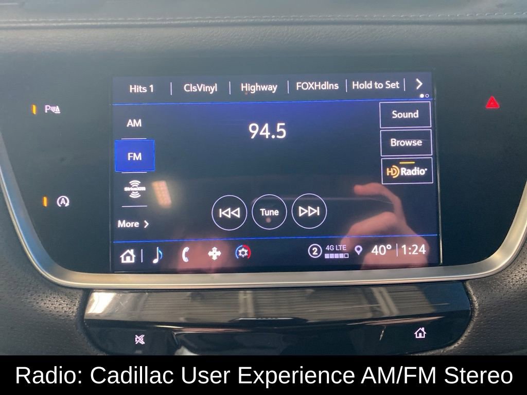 Used 2022 Cadillac XT5 Premium Luxury image 2