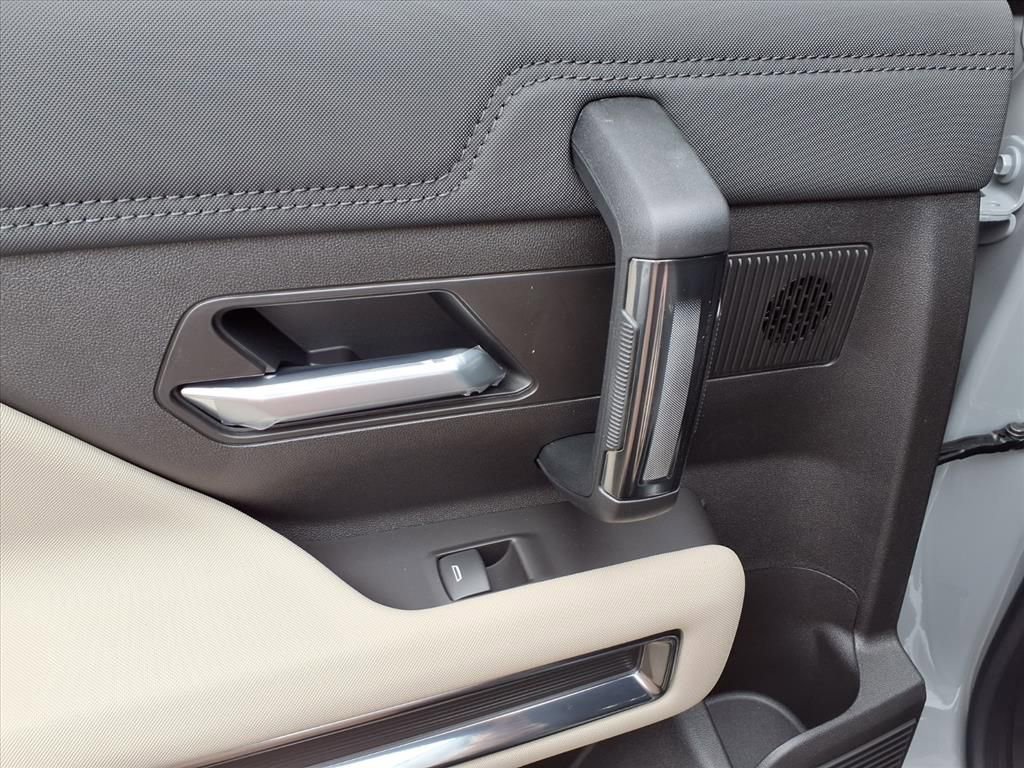 Used 2026 GMC Hummer EV SUV image 13