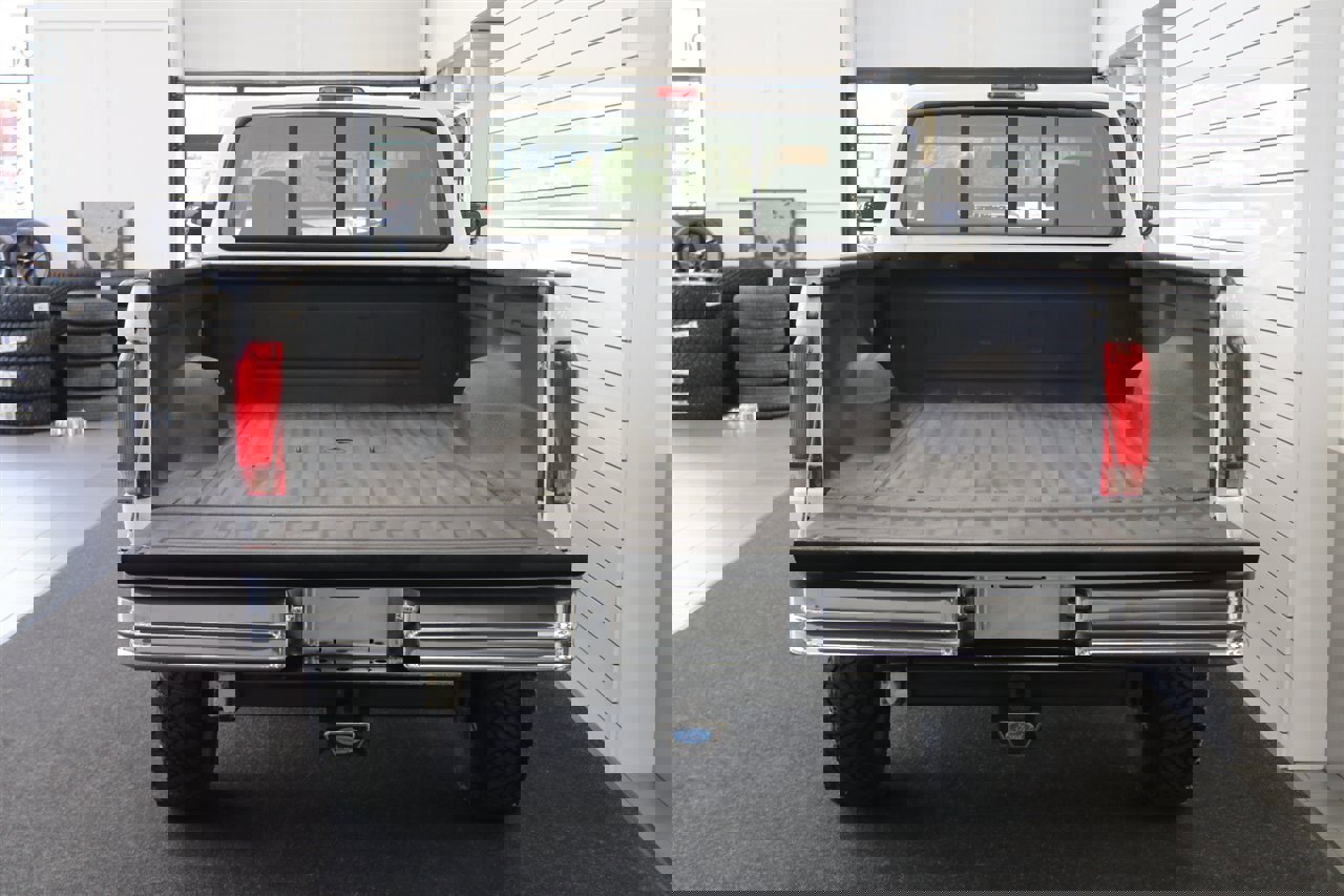 Used 1997 Ford F250 XLT image 15