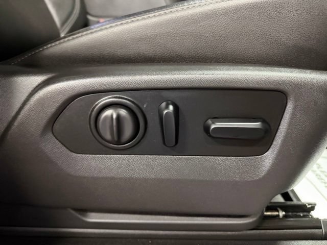 Used 2019 GMC Sierra 1500 SLT w/ SLT Premium Package AWD/4WD image 32