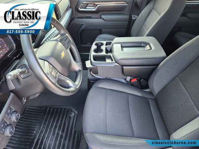 Used 2025 Chevrolet Silverado 2500 LT w/ Convenience Package image 45