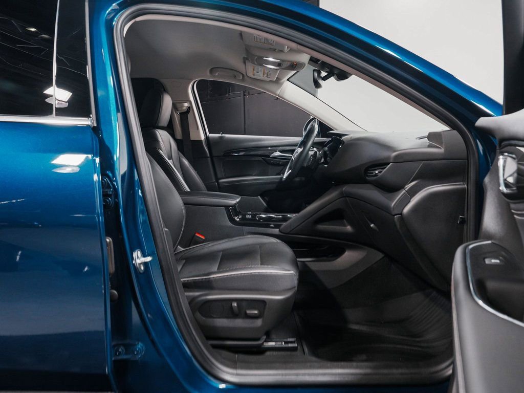 Used 2023 Buick Envision Essence image 35