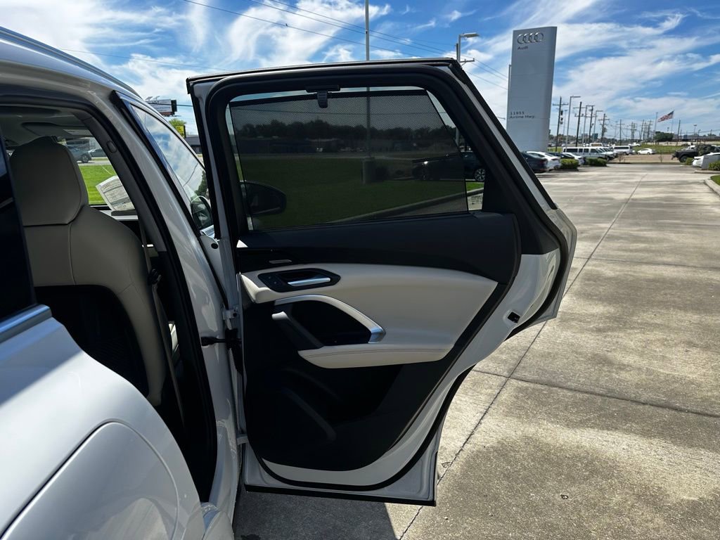 New 2025 Audi Q5 Prestige image 28