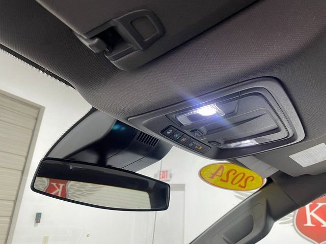 Used 2024 Chevrolet Silverado 1500 Custom image 17