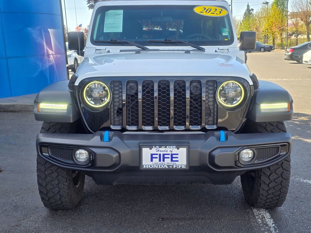 Used 2023 Jeep Wrangler Unlimited w/ Cold Weather Group AWD/4WD image 8