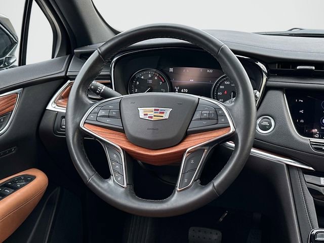 Used 2022 Cadillac XT5 Premium Luxury w/ Technology Package image 6