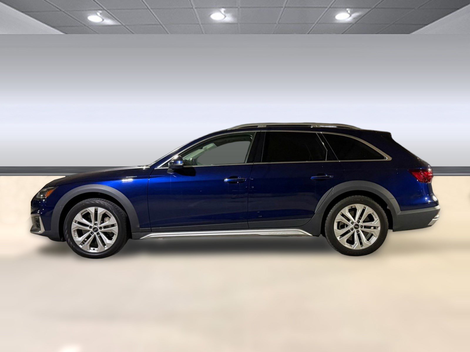 Used 2021 Audi A4 2.0T allroad Premium Plus w/ Premium Plus Package AWD/4WD image 2