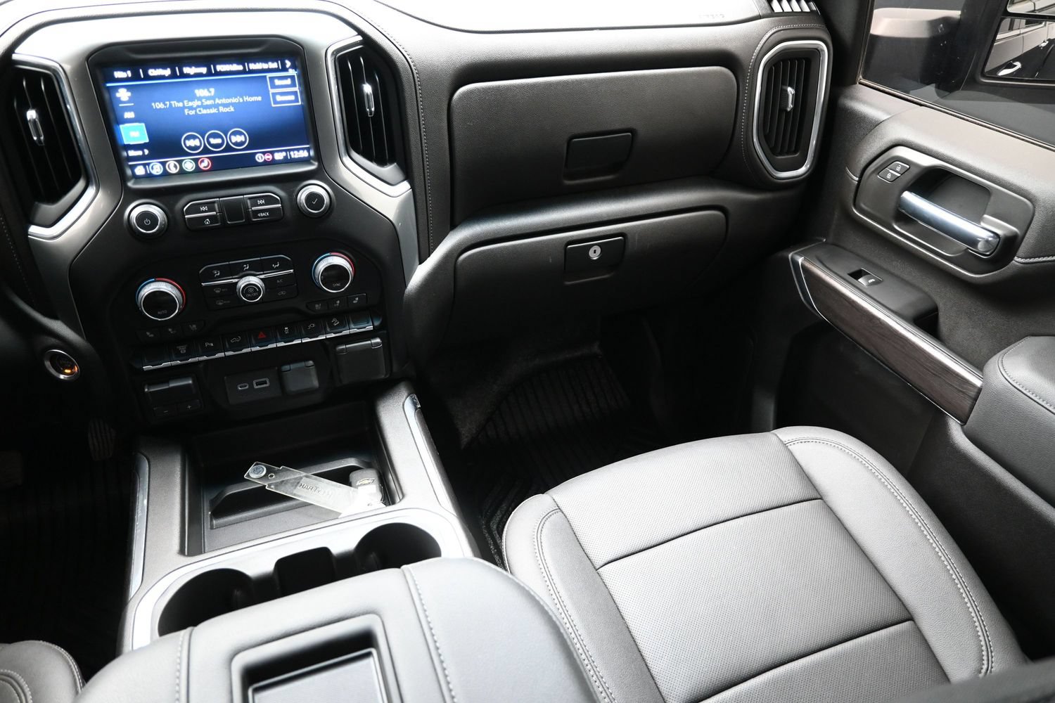 Used 2022 Chevrolet Silverado 2500 LTZ w/ LTZ Texas Edition AWD/4WD image 37