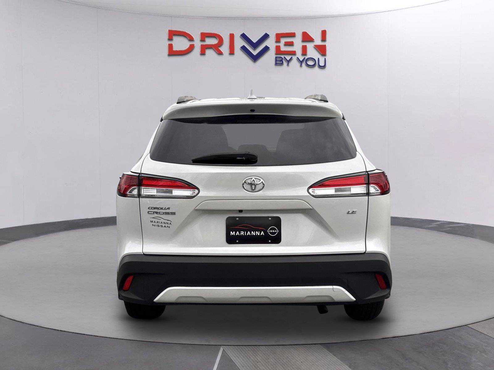Used 2024 Toyota Corolla Cross LE FWD image 4