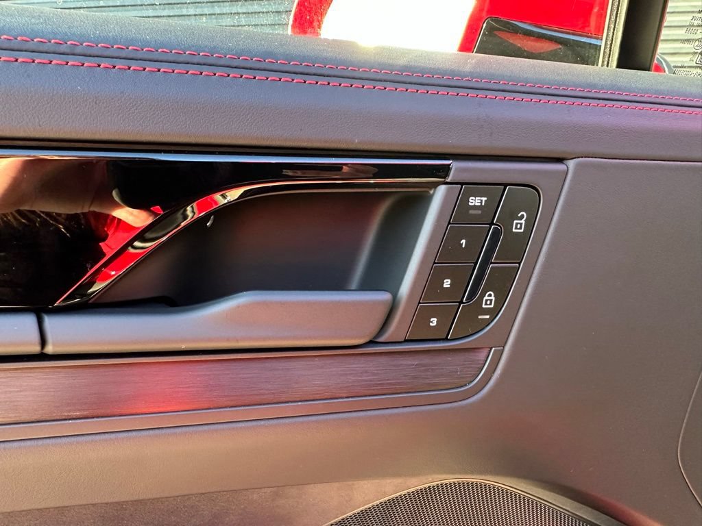 Certified 2026 Porsche Cayenne GTS AWD/4WD image 19