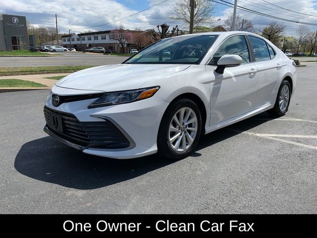 Used 2023 Toyota Camry LE FWD image 8