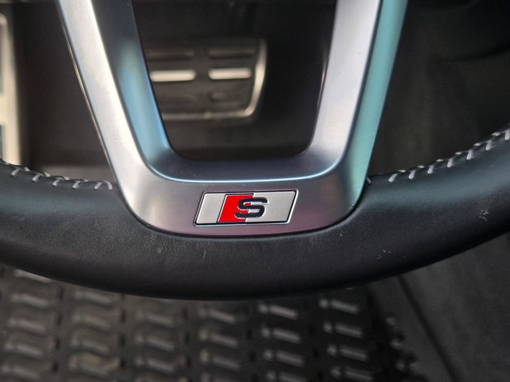 Used 2020 Audi SQ8 Prestige w/ Prestige Package AWD/4WD image 36