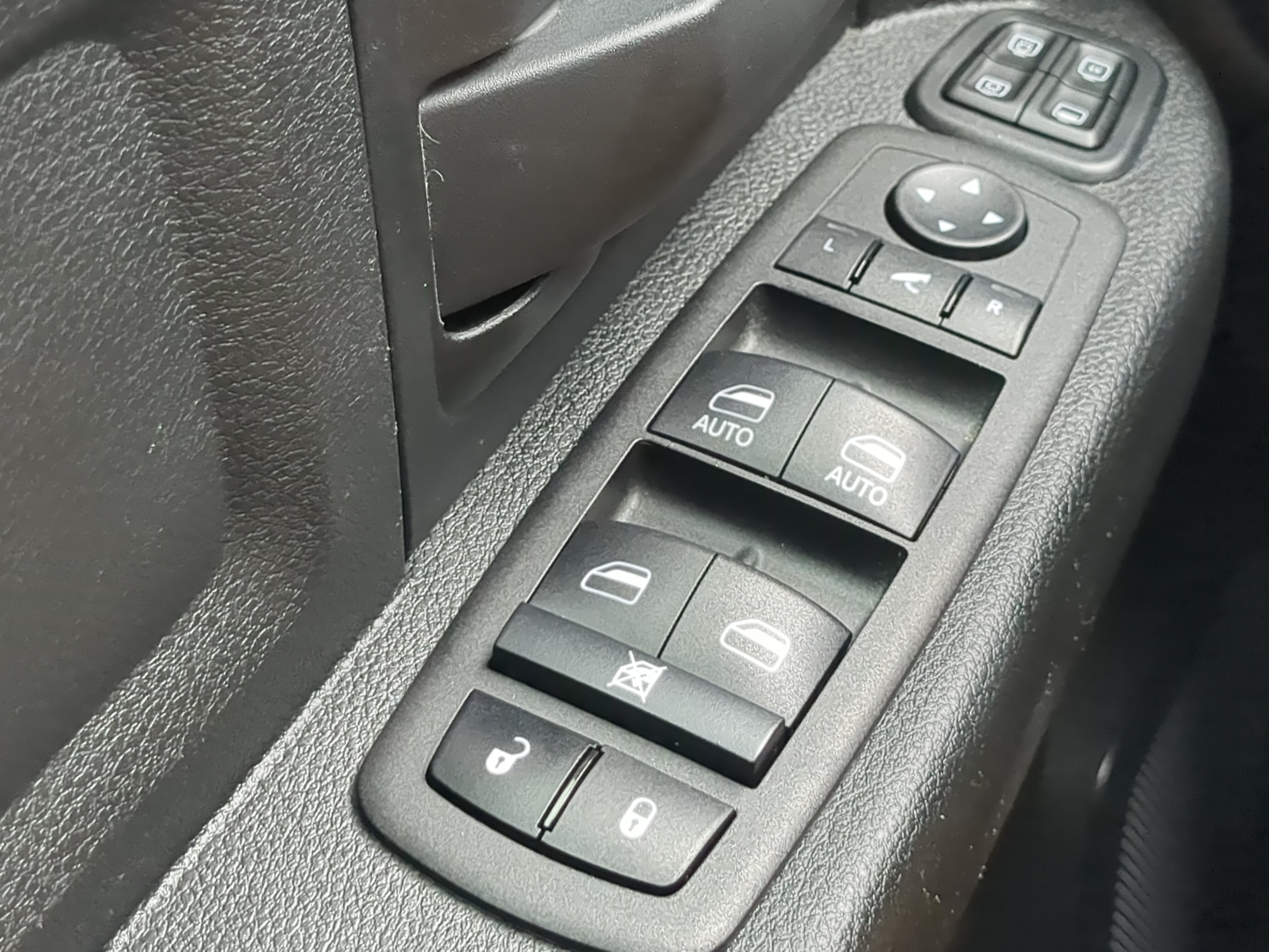 Used 2023 RAM 2500 Tradesman AWD/4WD image 22