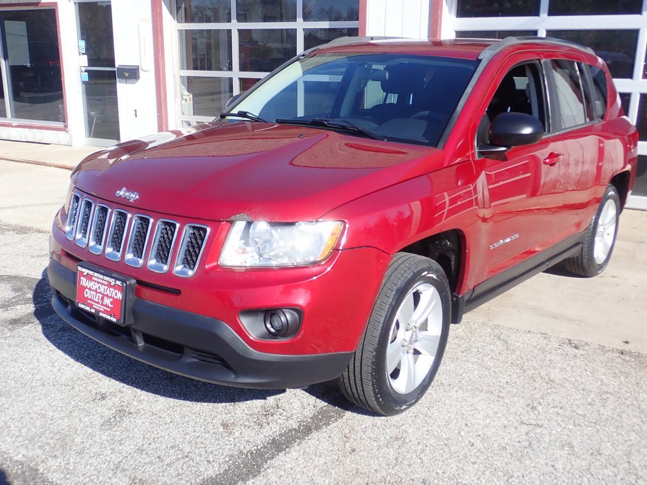 Used 2013 Jeep Compass Sport FWD image 2