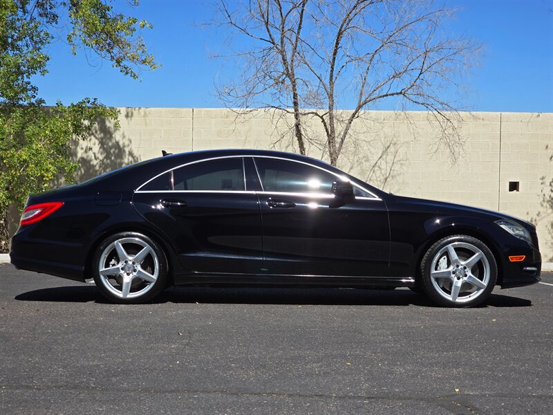 Used 2013 Mercedes-Benz CLS 550 w/ Premium I Pkg image 11