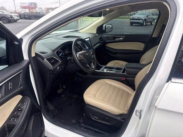 Used 2022 Ford Edge SEL w/ Convenience Package AWD/4WD image 11