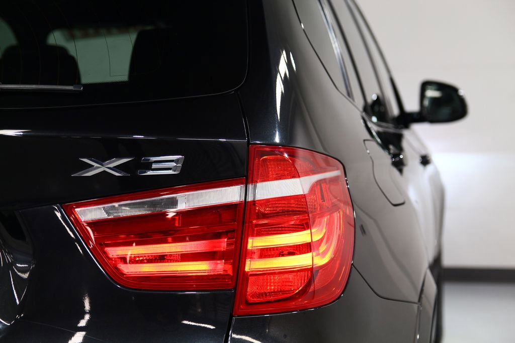 Used 2017 BMW X3 xDrive35i image 14