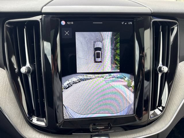 Used 2025 Volvo XC60 B5 Plus w/ Climate Package AWD/4WD image 25