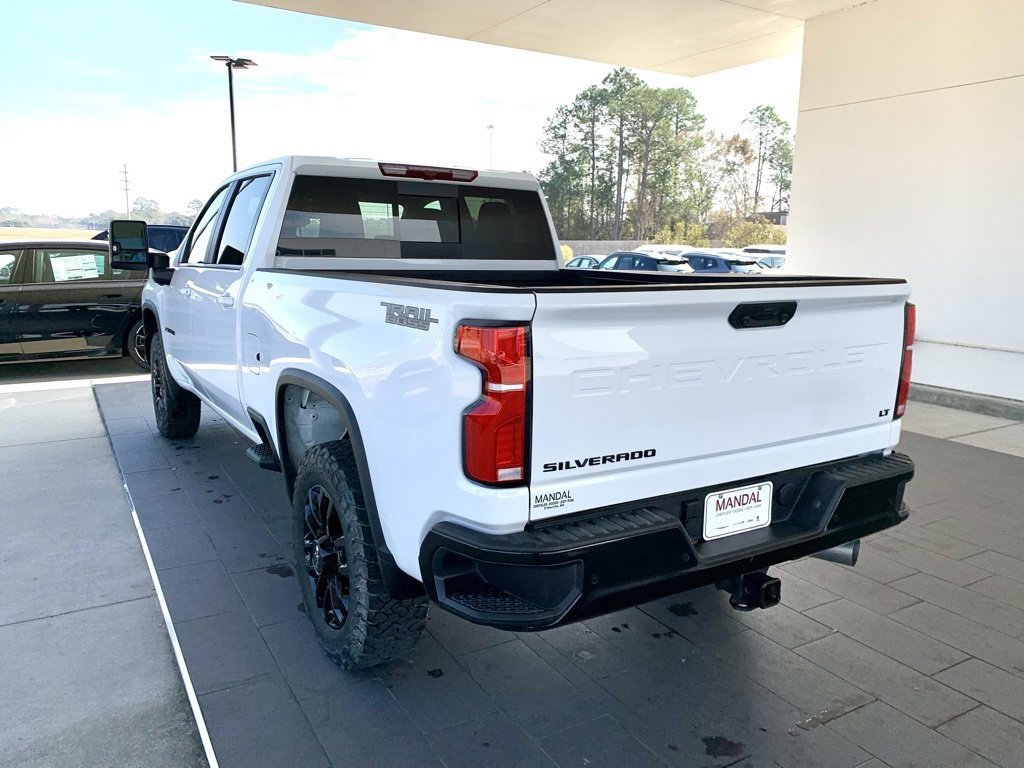 Used 2025 Chevrolet Silverado 2500 LT w/ Trail Boss Package image 7