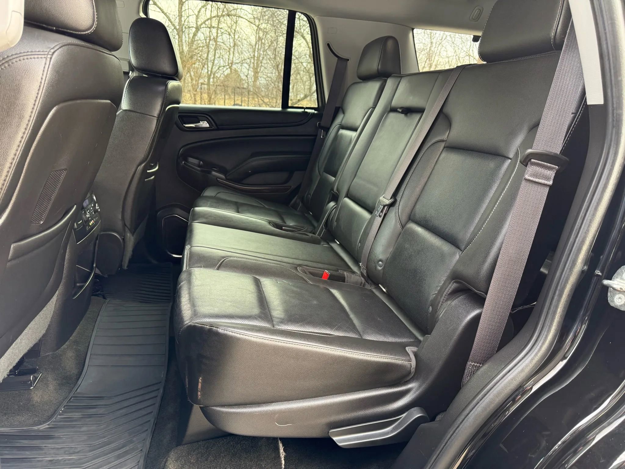 Used 2016 GMC Yukon SLT w/ Open Road Package image 15