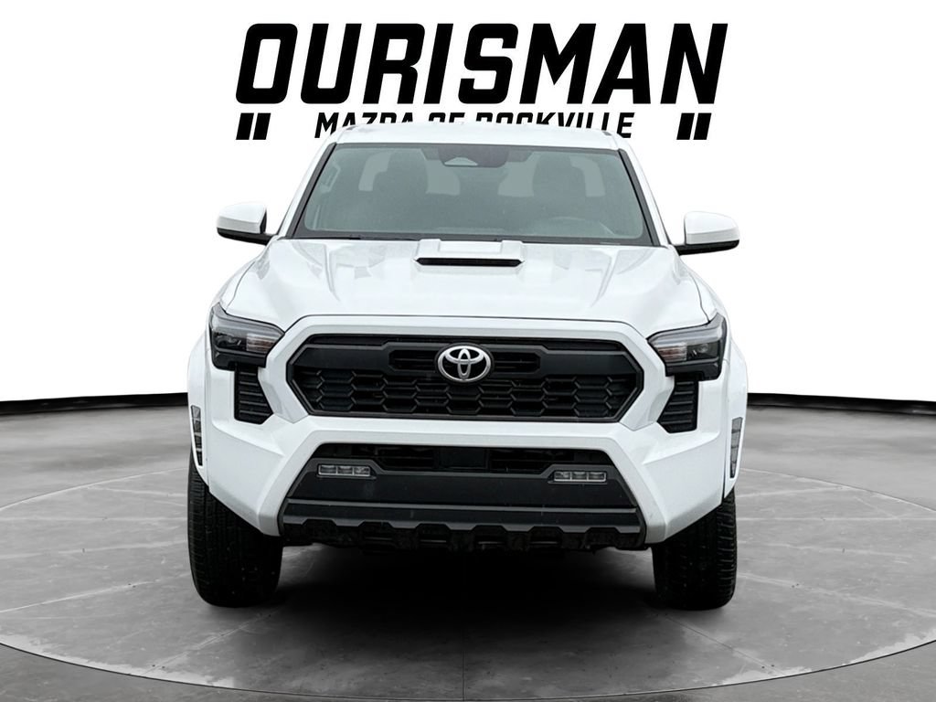 Used 2025 Toyota Tacoma TRD Sport AWD/4WD image 8