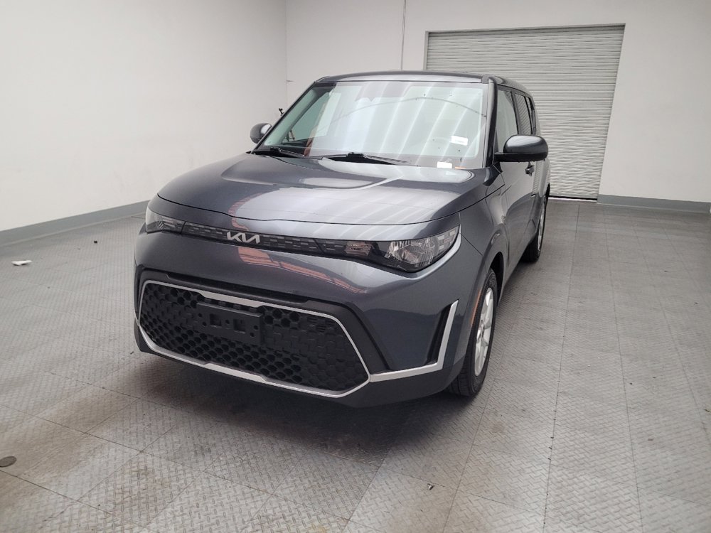 Used 2025 Kia Soul LX FWD image 15