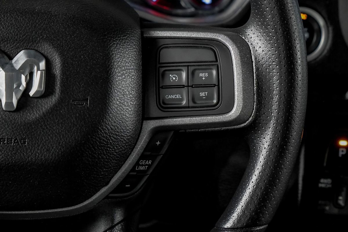 Used 2022 RAM 3500 Tradesman AWD/4WD image 18