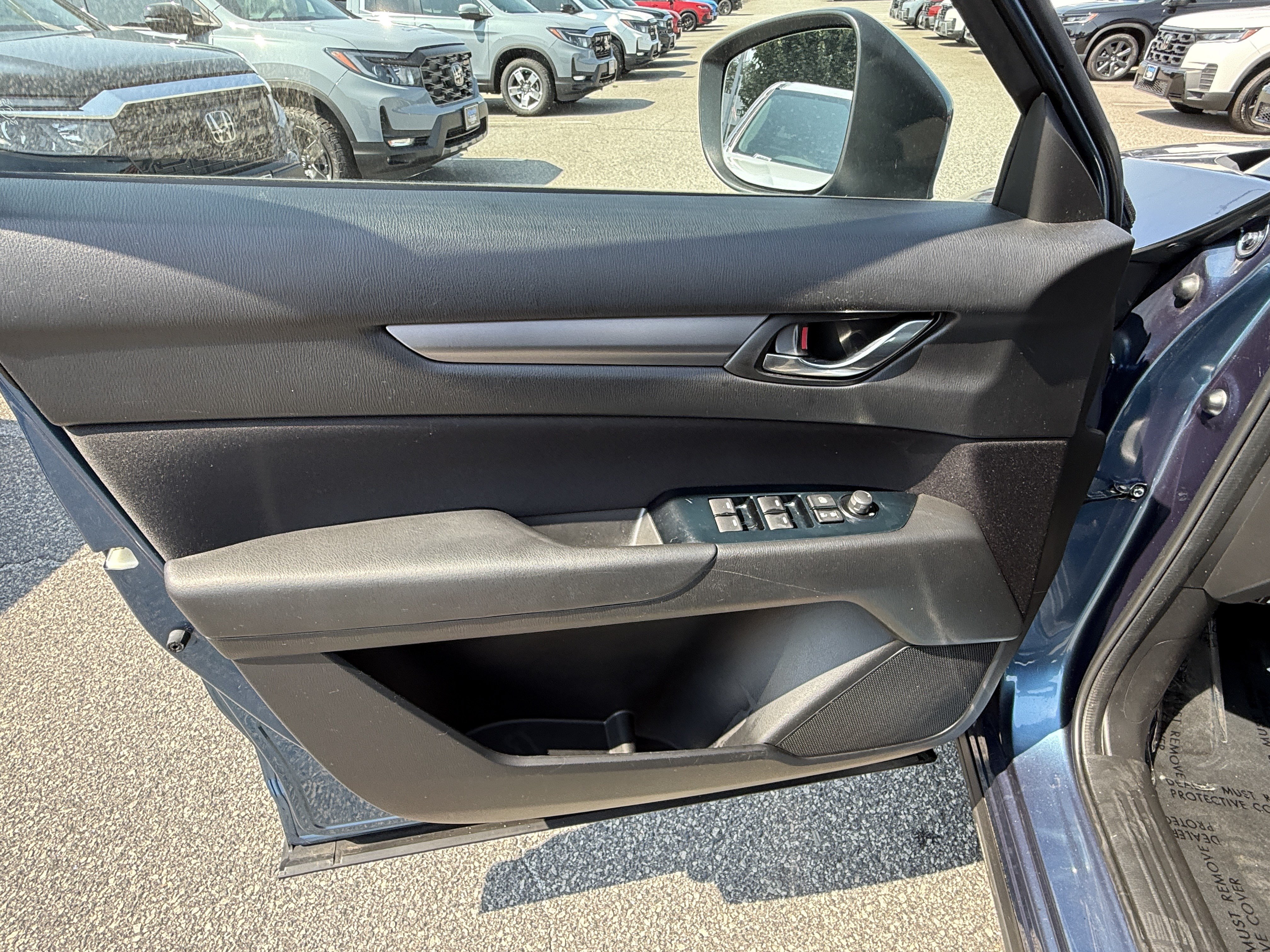 Used 2018 MAZDA CX-5 Sport FWD image 5