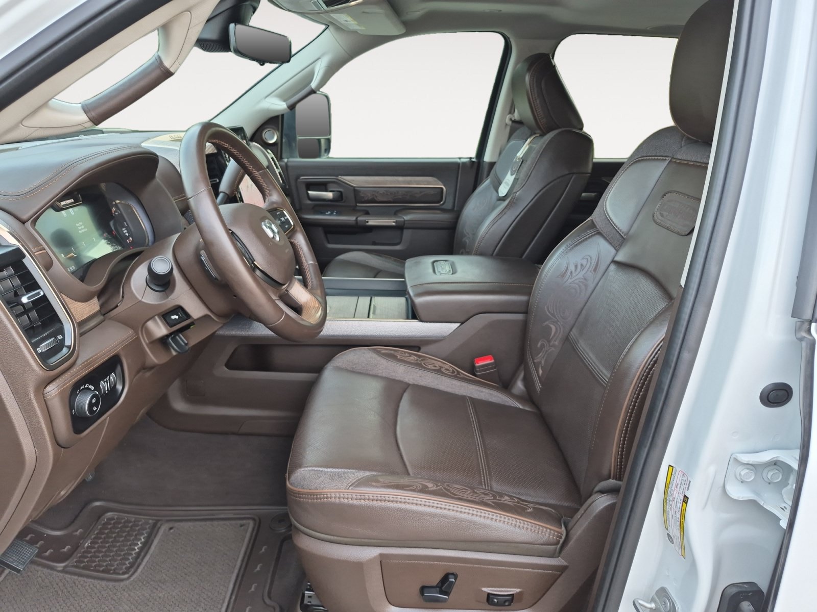 Used 2025 RAM 3500 Longhorn AWD/4WD image 22