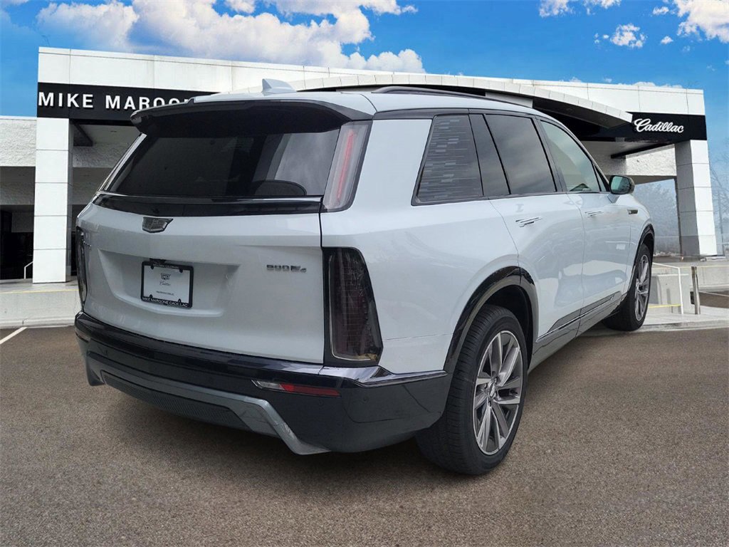 New 2026 Cadillac Vistiq Sport image 7